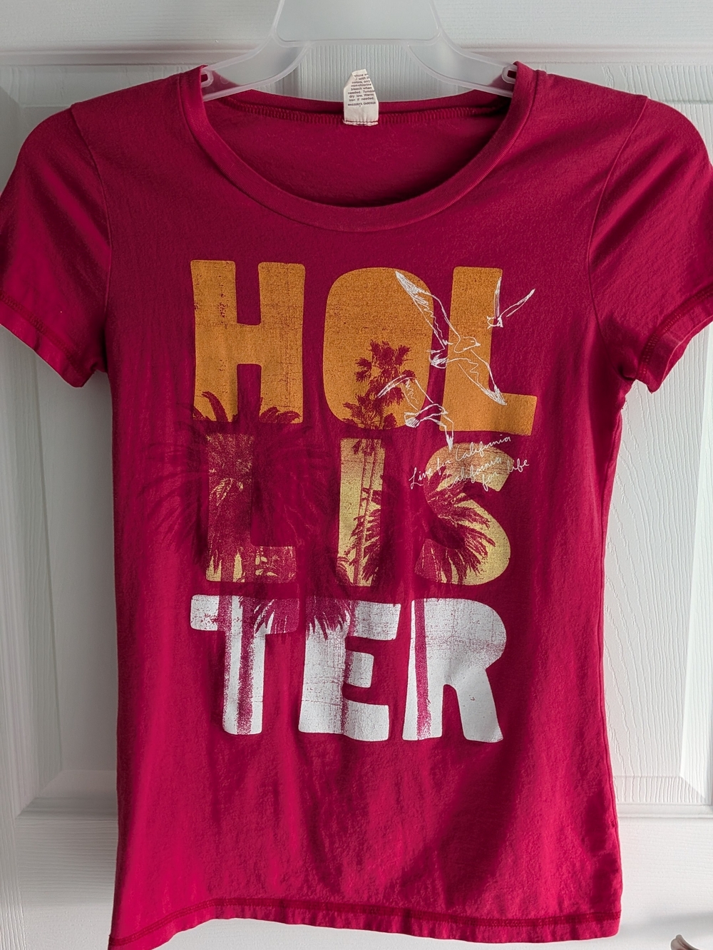 Hollister Girls' Raspberry Pink Graphic Tee with Yellow & White Print